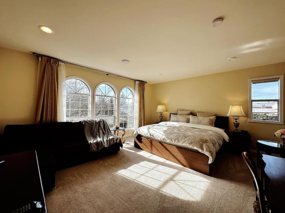 Super Cosy 8Bed & 6Bath In Vancouver Heart Near To Airport And Downtown Exterior foto