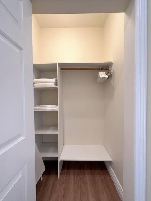 Super Cosy 8Bed & 6Bath In Vancouver Heart Near To Airport And Downtown Exterior foto