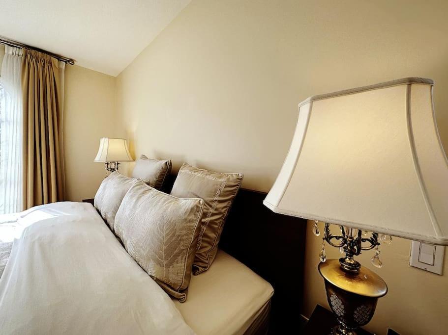 Super Cosy 8Bed & 6Bath In Vancouver Heart Near To Airport And Downtown Exterior foto
